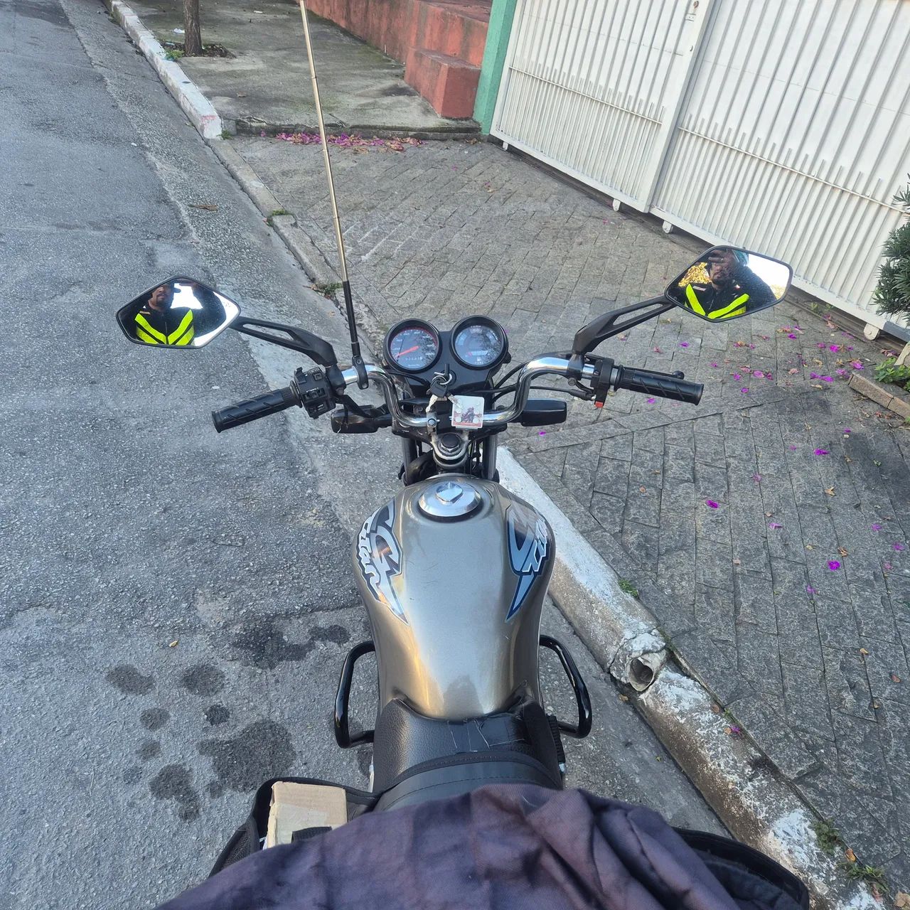 CG 125