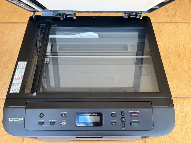 Impressora Multifuncional Laser Brother DCPL2540dw - Wi_Fi - Foto 2