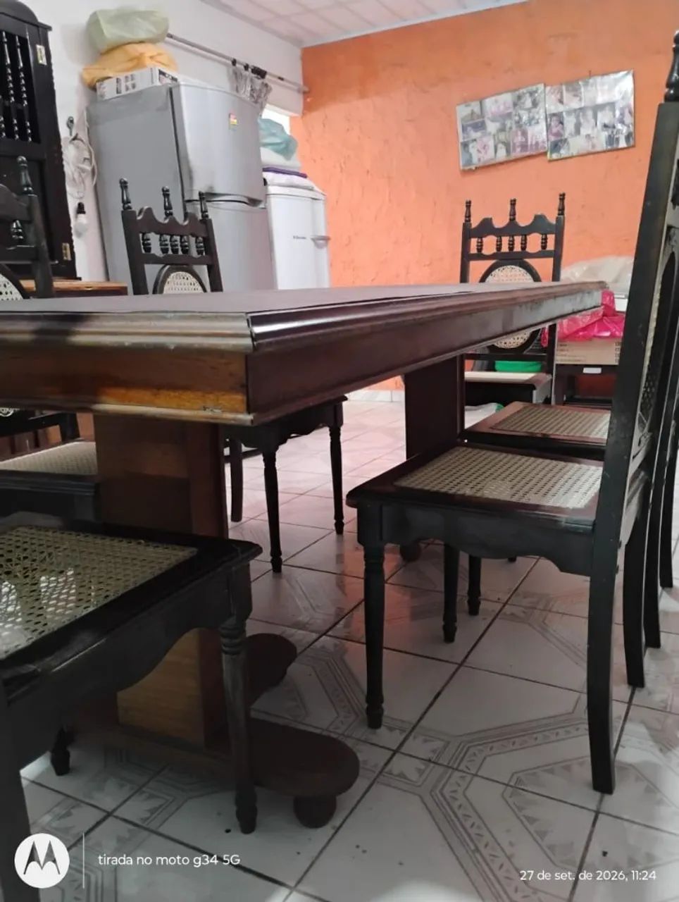 VENDO MESA DE JANTAR RÚSTICA DE MADEIRA/COMPENSADO + 6 CADEIRAS - Foto 2