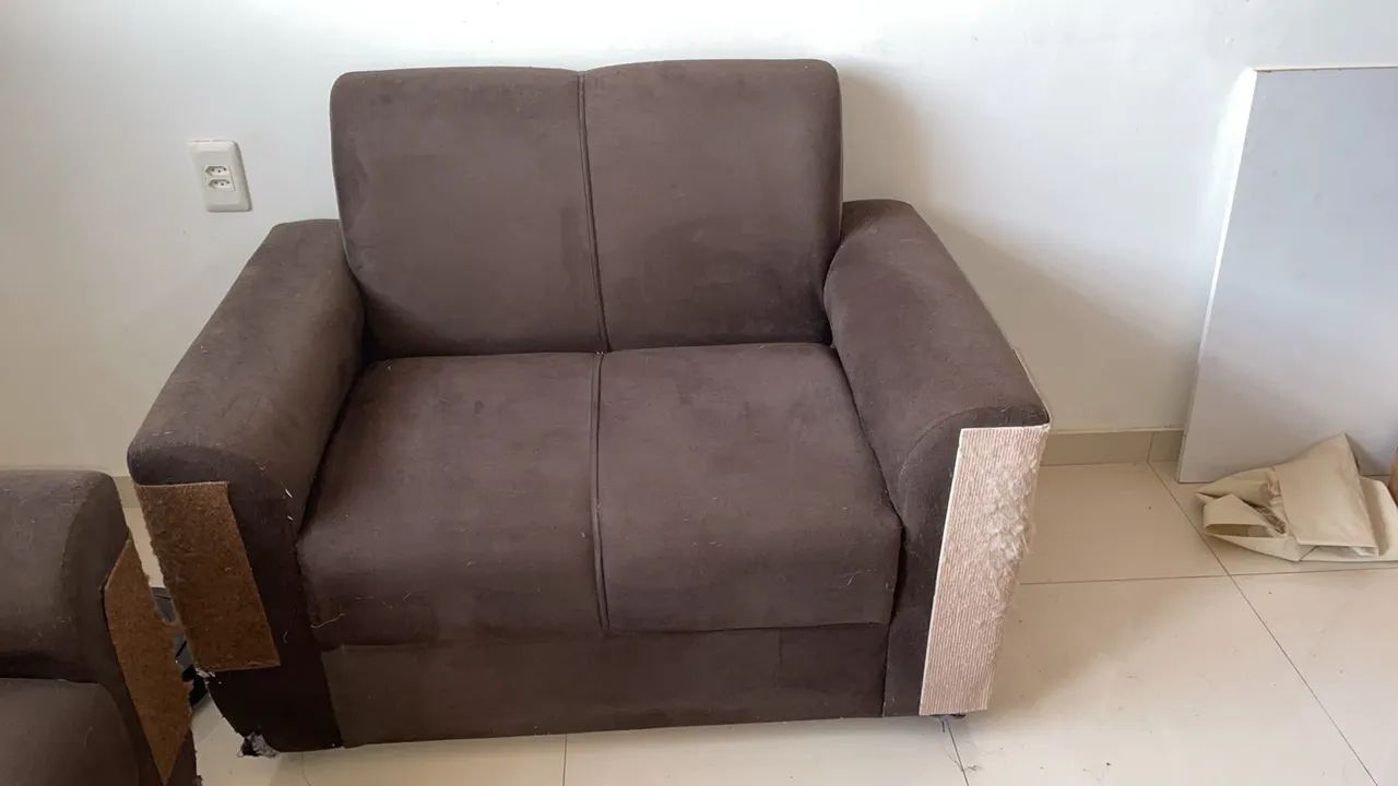SOFÁ 3 E 2 LUGARES - BOAS CONDIÇOES - Foto 3