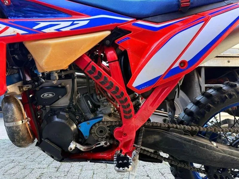 BETA 300 RACING 2T 2022 - Foto 5