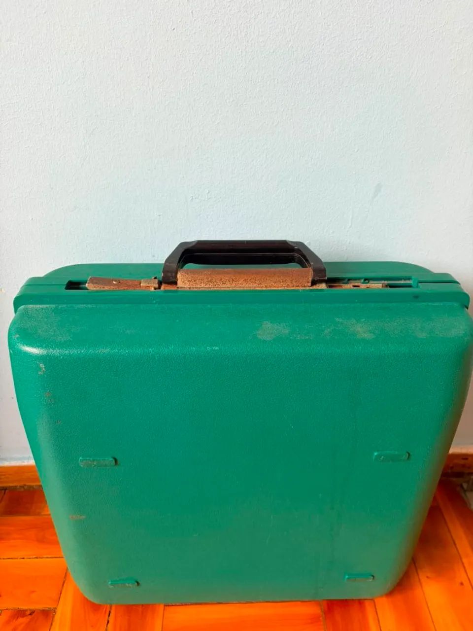 Máquina Olivetti Studio 45+Telefone antigo Ericsson - Foto 3