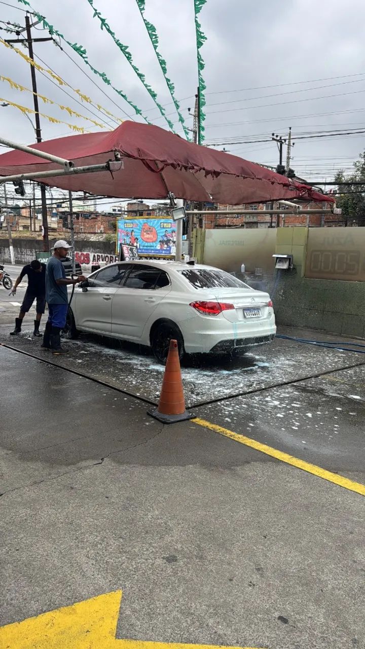 Alugo veículo pra motorista de app Uber black 99 plus 