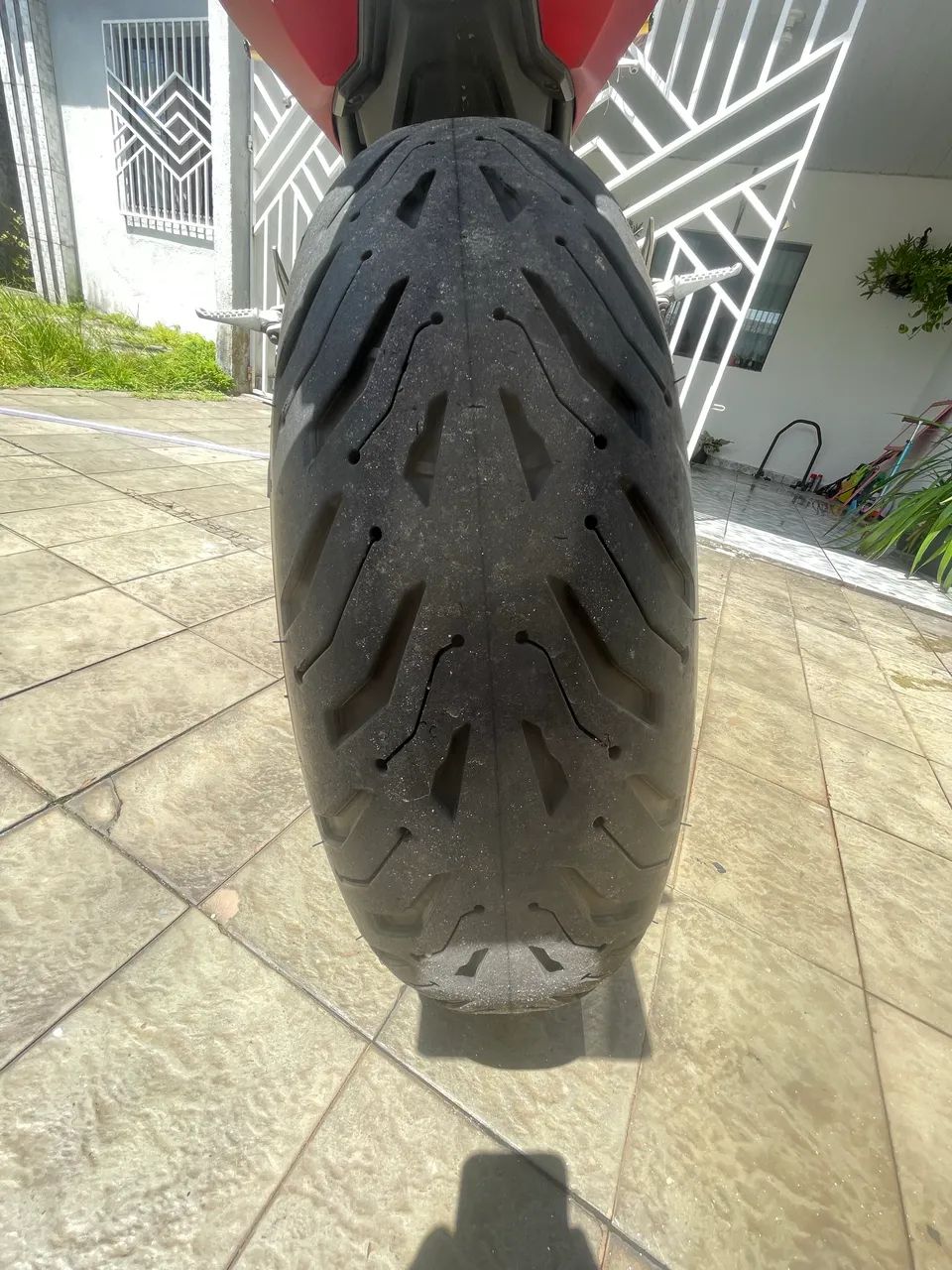 CB 650R - Foto 3