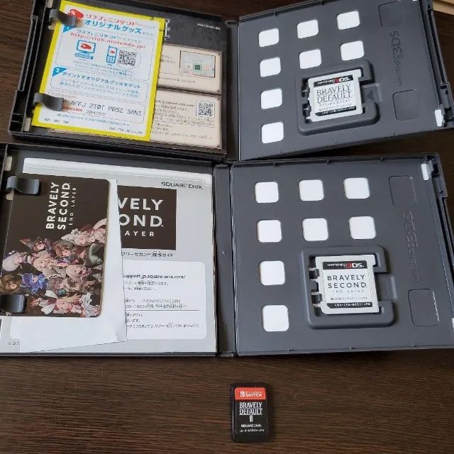 Bravely Default + Bravely Second + Bravely Default II + Manual e Panfletos - Foto 2