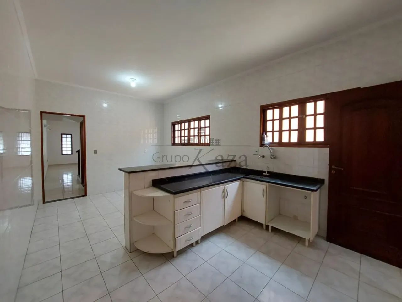Casa Sobrado - Bosque dos Eucaliptos - 3 Dormitórios - 125m². - Foto 4