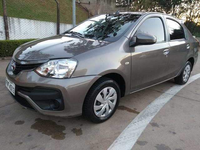 Etios Sedan 2108 XS Automatic