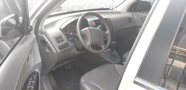 Hyundai Tucson 2.0 MPFI GLS 16V 143CV 2WD FLEX 4P Automatica - Foto 5