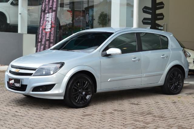 Vectra GT 2.0 - Completo, Rádio Original - Ar Digital