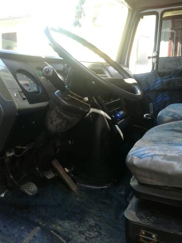 Vende se - Foto 3