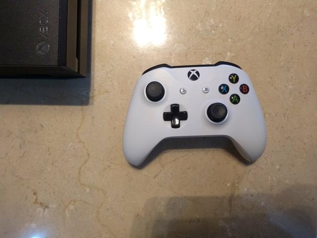 Xbox One 500gb - Foto 2