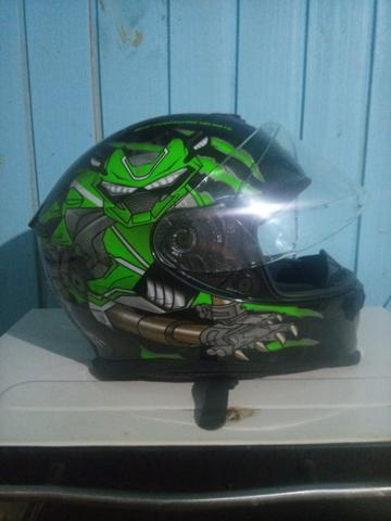 Capacete axxis tamanho 56