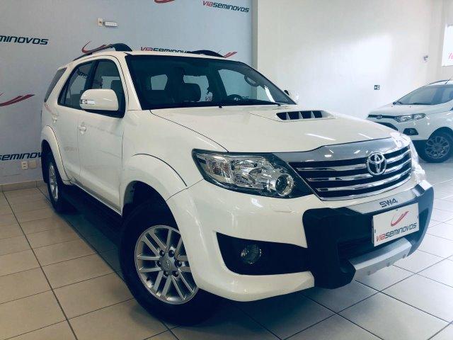Hilux SW4 Diesel 3.0 - 4x4 7 lugares Completa - Foto 2