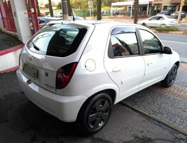 Vendo Celta LT 1.0 Lei a discrição