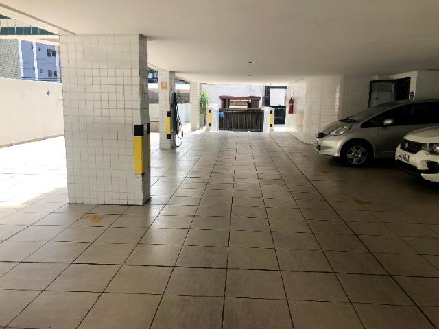 Lindo apartamento mobiliado quarto e sala area nobre de Jatiuca - 2 qds praia - Foto 16