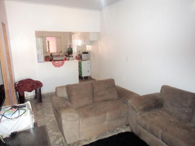 Casa 3 quartos um com suite, 3° rua atras da feira do produtor, 200 metros da upa - Foto 5