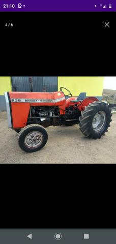 Trator 235 ano 79,em perfeitas condições