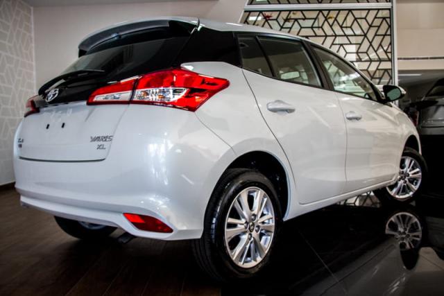 TOYOTA YARIS HATCH XL PLUS AT 19/20 - Foto 4