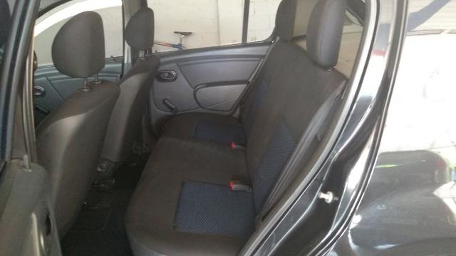 Renault - Sandero Autentic 1.0 - Foto 9