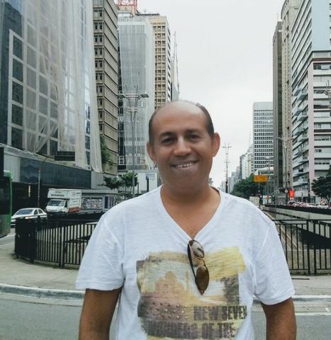 Aulas de Redação em sua casa! - Preço justo - 25 anos de experiência