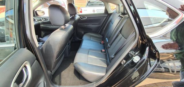 Sentra Sv Automático 2.0 2018 Extra - * - Foto 11