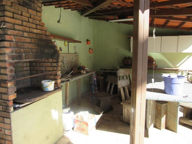 Excelente casa com 03 pavimentos! - Foto 17
