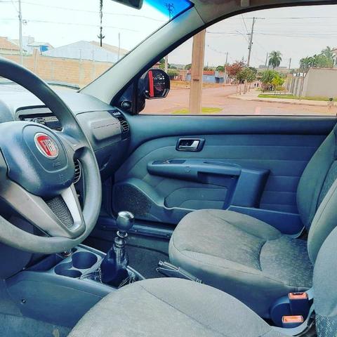 Fiat Strada 2015 1.6 16v Trekking cabine. Dupla Flex 3portas - Foto 2