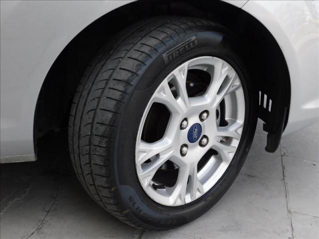 Ford Fiesta 1.5 se Hatch 16v - Foto 5