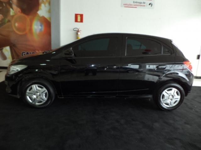CHEVROLET ONIX 1.0 MPFI LT 8V FLEX 4P MANUAL. - Foto 4