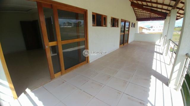 Casa no Condomínio Alphaville Catuana - 4 Suítes - Foto 12
