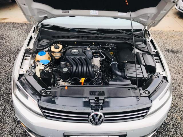 Jetta 2012 Flex com teto solar - Foto 8