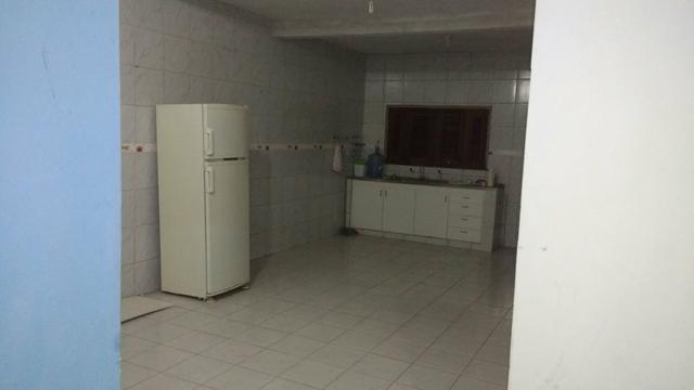 Casa em rua pública - Foto 3