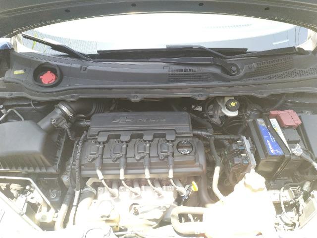 Onix Hatch Lt 1.4 8V Flexpower 5P Mec. - 2015 - Foto 5