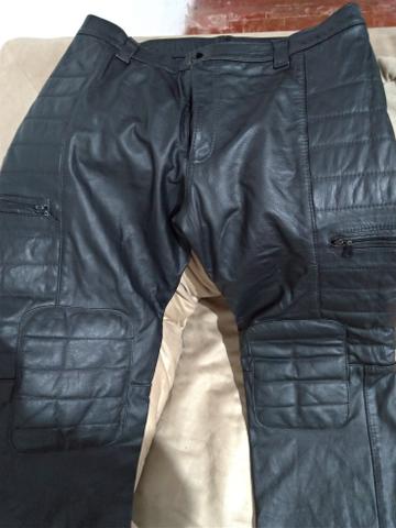 Calça de couro estilo motoqueiro - Foto 2