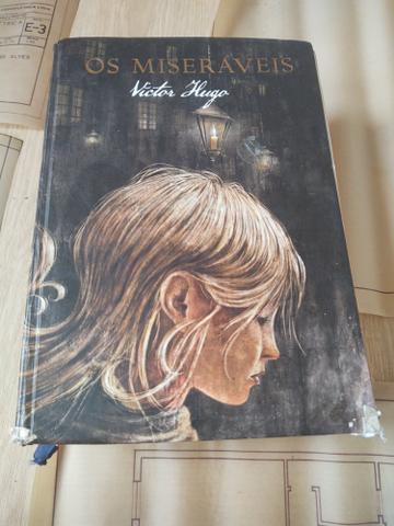 Livro Os Miseráveis, edição especial - Foto 3