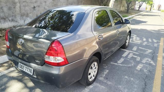 Etios Sedan 1.5 2016 - Foto 3