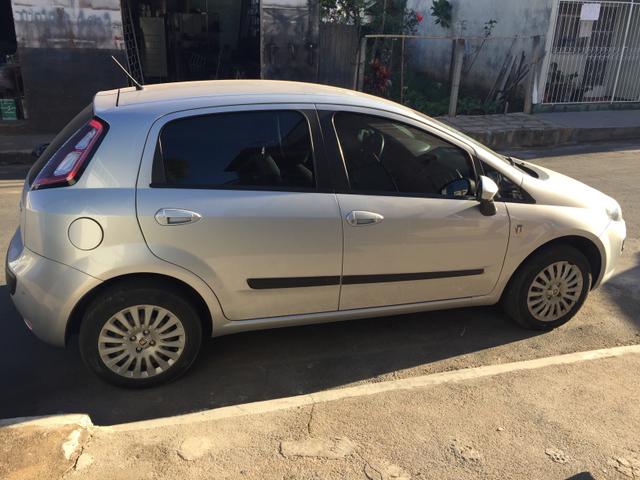 Punto Attractive 1.4 kit Itália - Foto 5