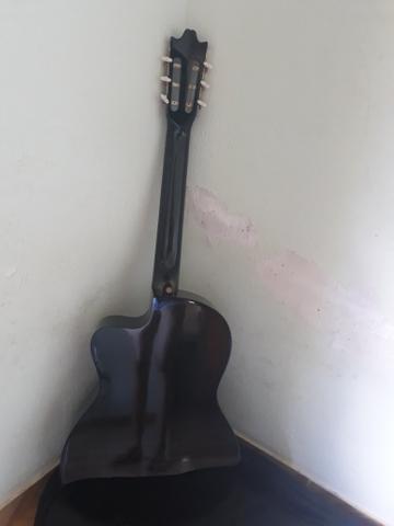 Violão elétrico com capa
