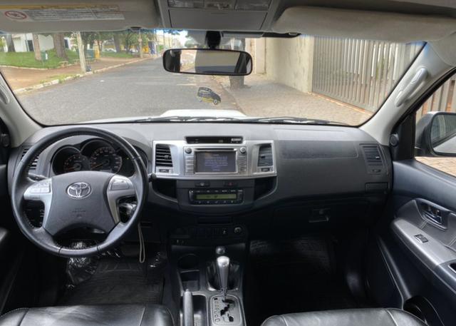 HILUX CD DIESEL 4x4 - Foto 7