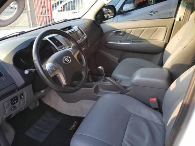 Hilux CD SRV D4-D 4x4 3.0 - Foto 4