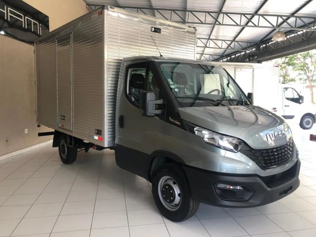 IVECO DAILY CARGA SECA