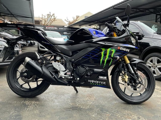 YAMAHA YZF R3 MONSTER