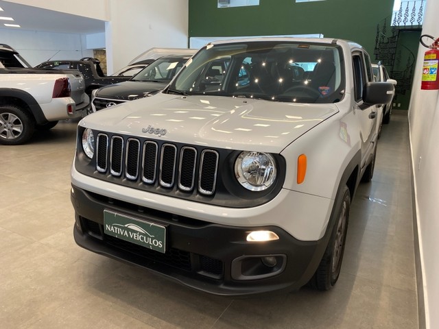 JEEP RENEGADE SPORT 1.8 MT 4P