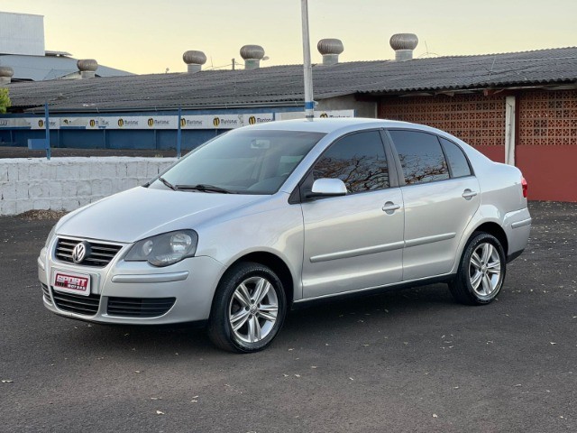 VOLKSWAGEN POLO SEDAN 1.6 ANO 2009