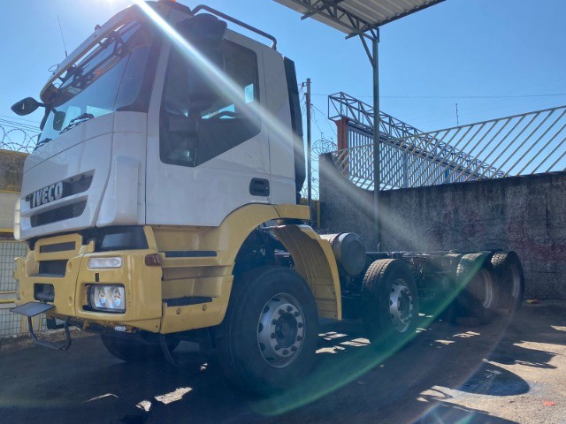 IVECO TRAKKER 420