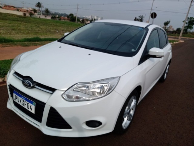 FORD FOCUS S- 1.6 MECÂNICO