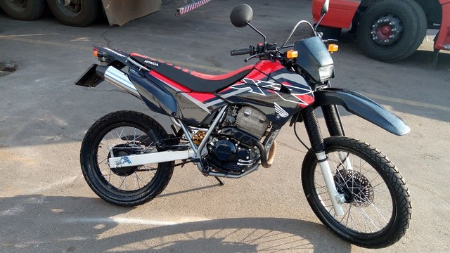 HONDA XR TORNADO