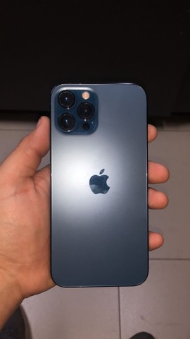 iPhone 12 Pro Max 128 gigas azul  - Foto 5