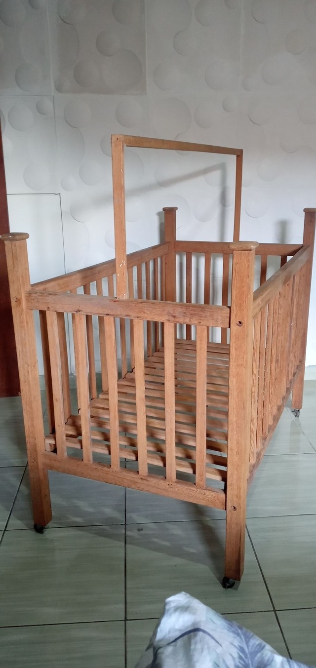 Berço em madeira angelim - Artigos infantis - Barra do Ceará, Fortaleza  1015658930 | OLX