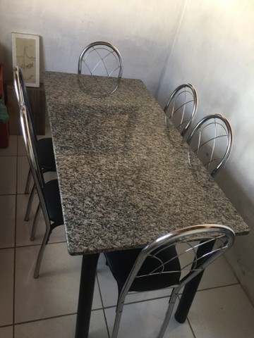 Mesa de mármore 6 cadeira 